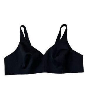 Lululemon Like Nothing Bra Size 36B Black Soft Cup Rare